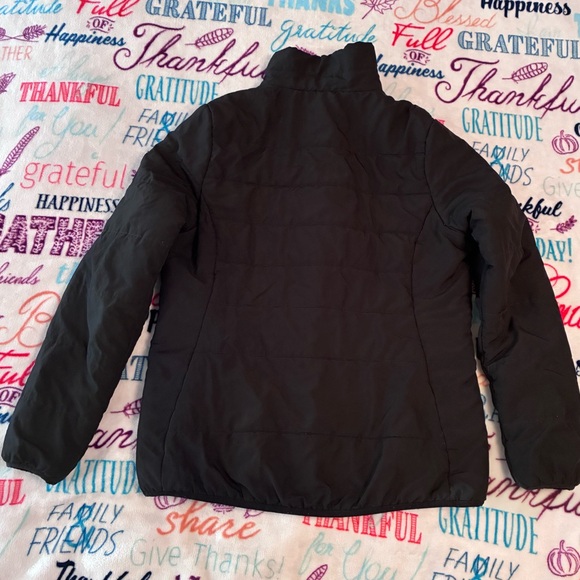 Puma Wonen’s Black Jacket. Size large. - Picture 6 of 8
